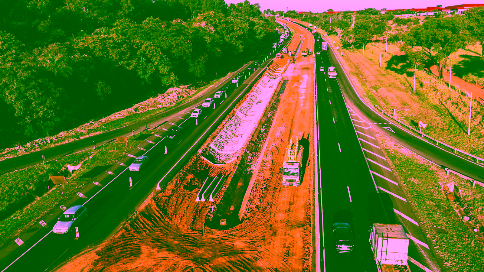 Obras na rodovia Washington Luís podem causar interdições e lentidão entre Rio Preto e Cedral (SP) nesta semana