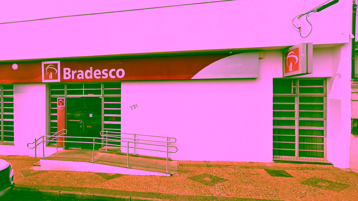 Fechamento de bancos deixa moradores de Mendonça (SP) sem atendimento e preocupa aposentados