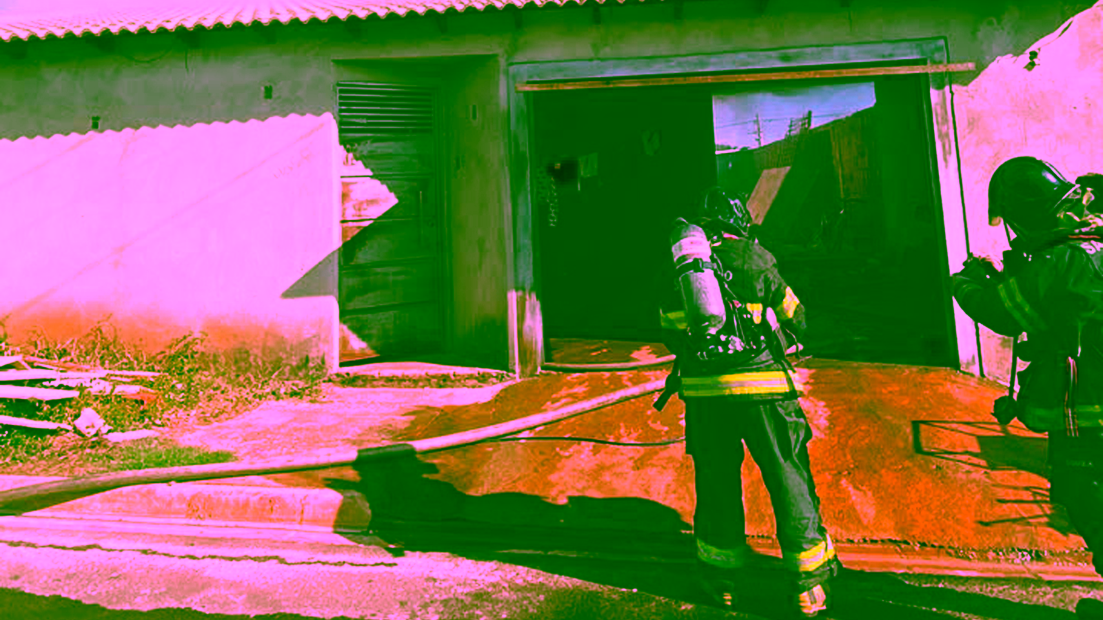 Homem coloca fogo na casa da ex-companheira em Bady Bassitt